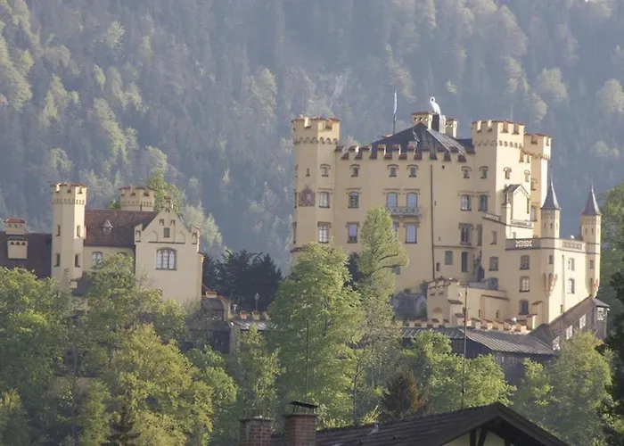 Alpina Sonnen-appartements Incl Xl-sonnen-terrasse & Koenigscard * Füssen